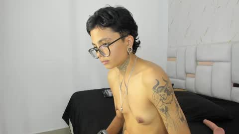 Snapshot of antony_d_ossa chatting on 16, 5, 2026 antony_d_ossa online show from 16, 5, 2026