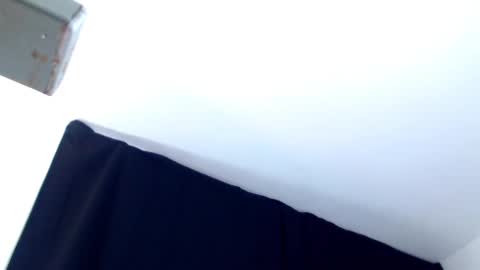 Instagram miguelangel1802  online show from 15, 9, 2025