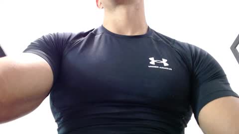 Instagram miguelangel1802  online show from 17, 3, 2026