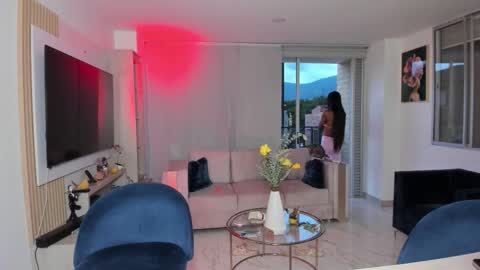 Snapshot of antotss chatting on 5, 11, 2025 Maria Antonia online show from 5, 11, 2025