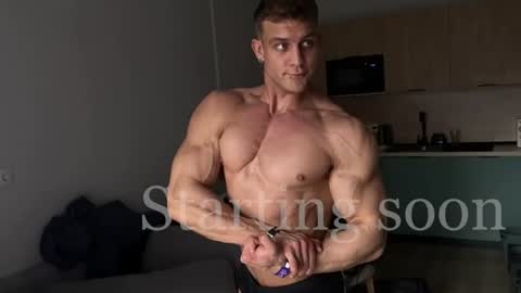 Snapshot of antray_misti chatting on 5, 7, 2026 Adam 24 online show from 5, 7, 2026
