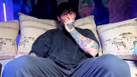 Tom online show from 11, 1, 2026