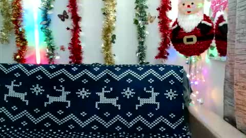 Snapshot of anuska30 chatting on 23, 12, 2025 Anne online show from 23, 12, 2025