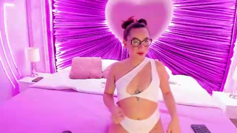 Snapshot of anya_shaffer chatting on 14, 7, 2026 anya_shaffer online show from 14, 7, 2026