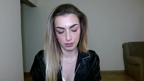 Snapshot of anyamurr chatting on 17, 4, 2026 Anya online show from 17, 4, 2026