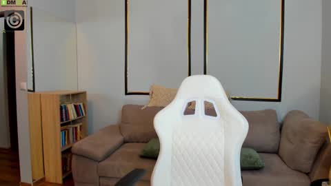 Anya online show from 13, 2, 2026