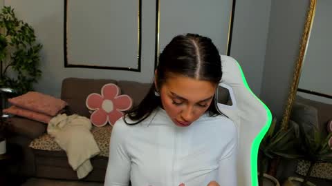 Snapshot of anyarayne chatting on 28, 3, 2026 Anya online show from 28, 3, 2026