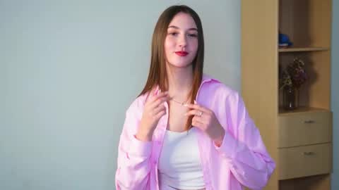 Emely online show from 23, 2, 2026