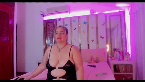 Snapshot of anyelamature chatting on 15, 6, 2026 Anyela online show from 15, 6, 2026