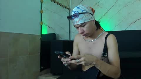 Snapshot of anyelo_sexyhot chatting on 6, 10, 2025 anyelo_sexyhot online show from 6, 10, 2025