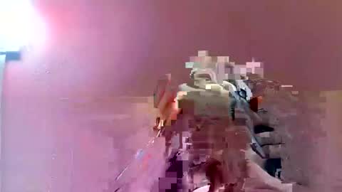 Snapshot of anythinggoez22 chatting on 20, 12, 2025 anythinggoez22 online show from 20, 12, 2025