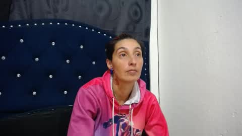 Snapshot of anyu_1306 chatting on 12, 1, 2025 anyu online show from 12, 1, 2025