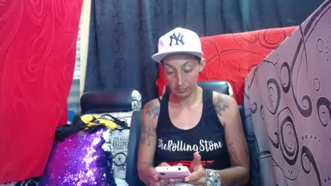 Snapshot of anyu_1306 chatting on 10, 9, 2025 anyu online show from 10, 9, 2025