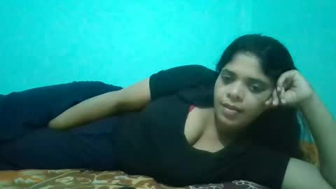 Snapshot of apa142817 chatting on 10, 4, 2026 Aparalux online show from 10, 4, 2026