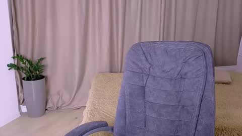 Snapshot of apheliastar chatting on 22, 11, 2025 ApheliaStar online show from 22, 11, 2025