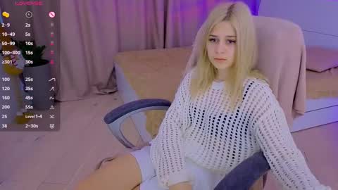 Snapshot of apheliastar chatting on 7, 3, 2026 ApheliaStar online show from 7, 3, 2026