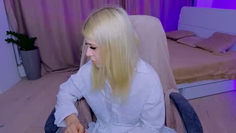 Snapshot of apheliastar chatting on 13, 3, 2026 ApheliaStar online show from 13, 3, 2026