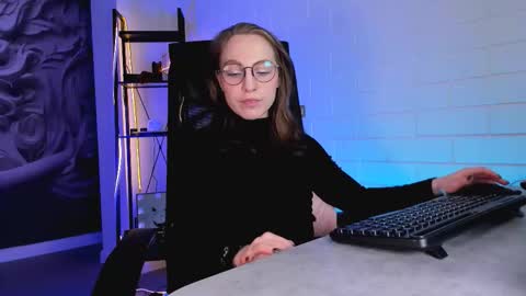 Snapshot of aphexqueen chatting on 20, 3, 2026 APHEX QUEEN online show from 20, 3, 2026