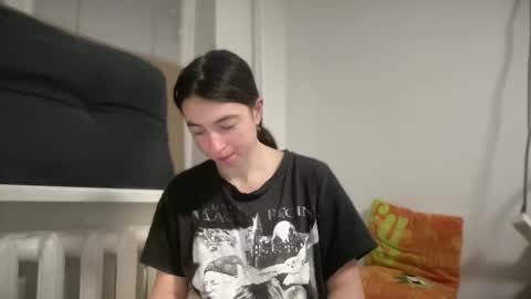 Snapshot of aphr0dite22 chatting on 16, 3, 2026 aphr0dite22 online show from 16, 3, 2026