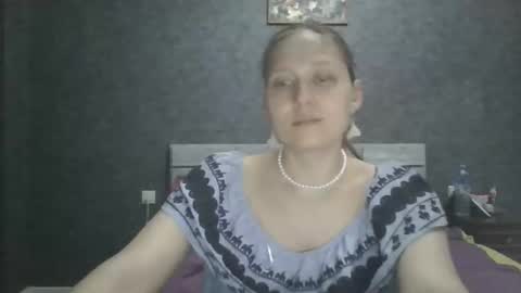 Snapshot of aphrodisiaque_ chatting on 5, 4, 2026 aphrodisiaque_ online show from 5, 4, 2026