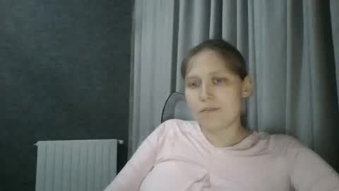 Snapshot of aphrodisiaque_ chatting on 11, 4, 2026 aphrodisiaque_ online show from 11, 4, 2026
