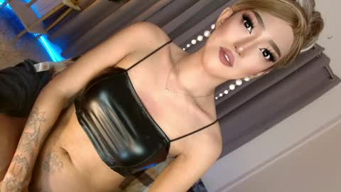 Snapshot of aphrodite_may chatting on 13, 4, 2026 kathryn online show from 13, 4, 2026