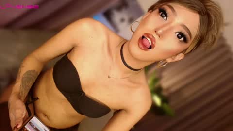 Snapshot of aphrodite_may chatting on 24, 4, 2026 kathryn online show from 24, 4, 2026