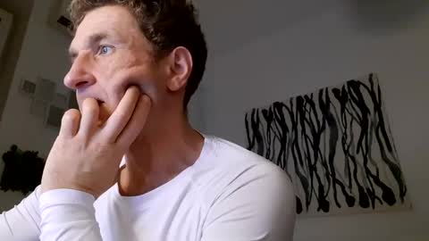 apollobest77 online show from 27, 1, 2025