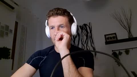 apollobest77 online show from 18, 2, 2025