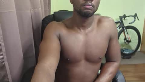 Snapshot of apollodarkmn chatting on 21, 11, 2025 apollodarkmn online show from 21, 11, 2025