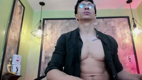 apolo_crus online show from 6, 10, 2025