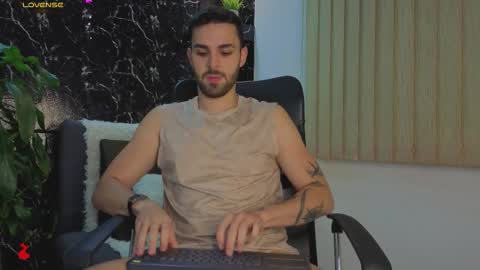 Apolo Lux  online show from 17, 1, 2026