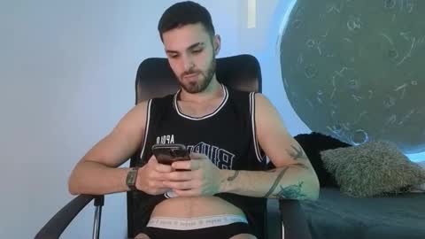 Apolo Lux  online show from 3, 2, 2026