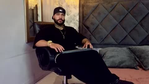 Apolo online show from 23, 9, 2025