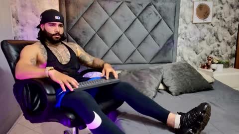 Apolo online show from 6, 10, 2025