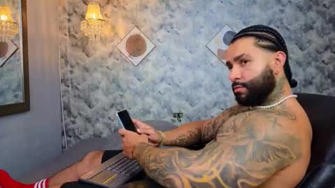 Apolo online show from 20, 12, 2025