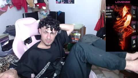 Snapshot of apolo_s chatting on 25, 3, 2026 Andres online show from 25, 3, 2026