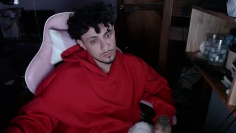 Snapshot of apolo_s chatting on 2, 4, 2026 Andres online show from 2, 4, 2026