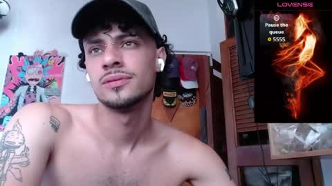 Snapshot of apolo_s chatting on 10, 4, 2026 Andres online show from 10, 4, 2026