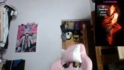 Snapshot of apolo_s chatting on 17, 4, 2026 Andres online show from 17, 4, 2026