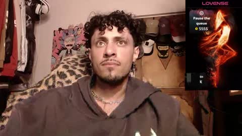 Snapshot of apolo_s chatting on 18, 4, 2026 Andres online show from 18, 4, 2026