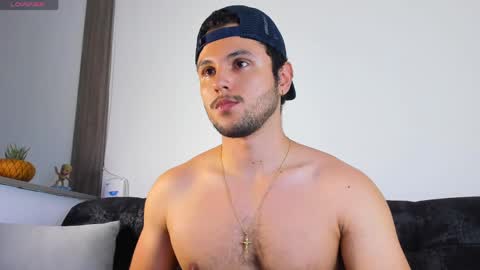 Snapshot of apoloklein_ chatting on 29, 4, 2026 Apolo Klein online show from 29, 4, 2026