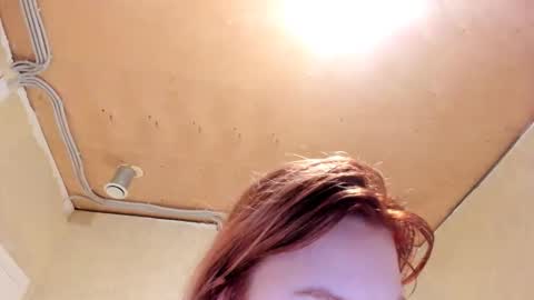 Snapshot of appleyummybuns chatting on 23, 12, 2025 appleyummybuns online show from 23, 12, 2025