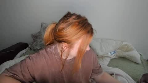Snapshot of appleyummybuns chatting on 5, 6, 2026 appleyummybuns online show from 5, 6, 2026