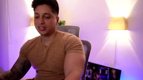 Snapshot of appolo_allen chatting on 25, 6, 2026 insta appolo master online show from 25, 6, 2026
