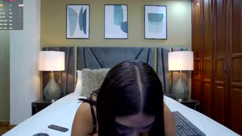 Snapshot of april_derricks chatting on 29, 4, 2026 April online show from 29, 4, 2026