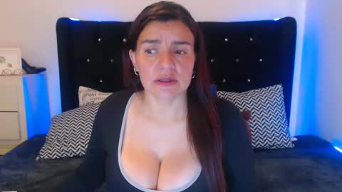 Snapshot of april_harrys chatting on 17, 4, 2026 April online show from 17, 4, 2026