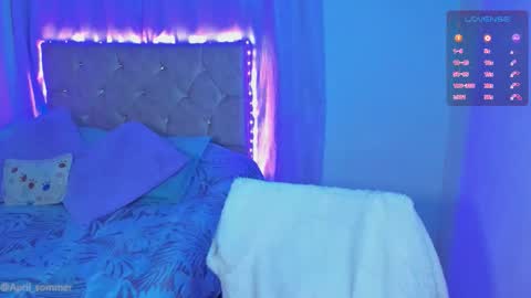 Snapshot of april_sommers chatting on 19, 11, 2025 April online show from 19, 11, 2025