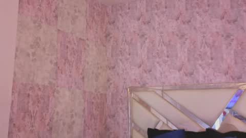 Snapshot of april_summer_ chatting on 28, 3, 2026 Isabella online show from 28, 3, 2026