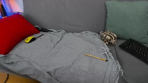 April online show from 11, 9, 2025